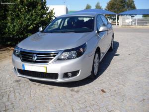 Renault 2.0dci150cvLatitude Março/12 - à venda - Ligeiros