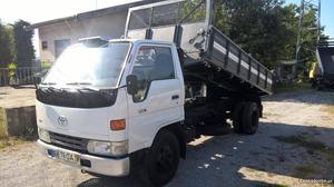 Toyota Dyna 280 Turbo Agosto/99 - à venda - Comerciais /