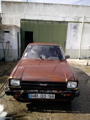 Toyota Starlet 1.0 kp 60 Julho/81 - à venda - Ligeiros