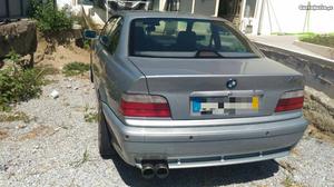 BMW 318 is Pack M Abril/98 - à venda - Ligeiros