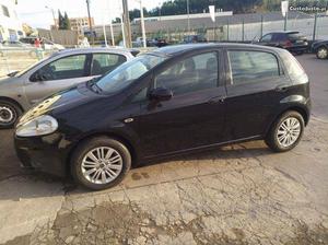 Fiat Grande Punto 1.3 multijet Janeiro/10 - à venda -