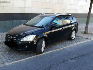 Kia Ceed 1.6crdi 115cv Janeiro/08 - à venda - Ligeiros