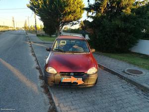 Opel Corsa 5 portas 1.5 td Janeiro/97 - à venda - Ligeiros