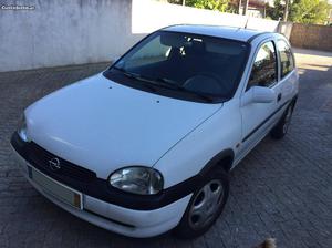 Opel Corsa B 1.5D Fevereiro/96 - à venda - Ligeiros