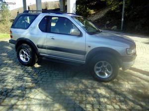 Opel Frontera 4X4 2,2 DTI Novembro/00 - à venda - Ligeiros