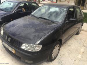 Seat Ibiza 1.0+bom estado Julho/01 - à venda - Ligeiros