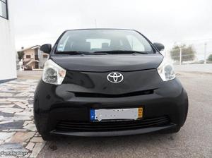 Toyota iQ  DID Diesel Fevereiro/09 - à venda - Ligeiros