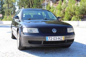 VW Passat Variant cv Maio/99 - à venda - Ligeiros