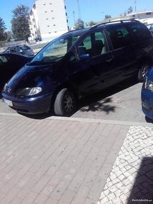 VW Sharan tdi Abril/99 - à venda - Ligeiros