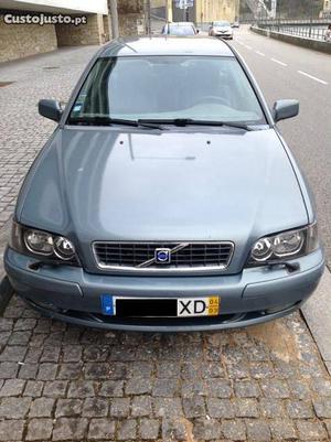 Volvo VD Março/04 - à venda - Ligeiros Passageiros,