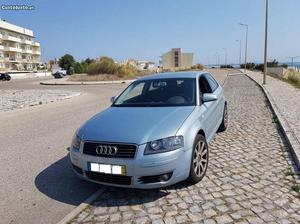 Audi A Tdi Junho/04 - à venda - Ligeiros Passageiros,