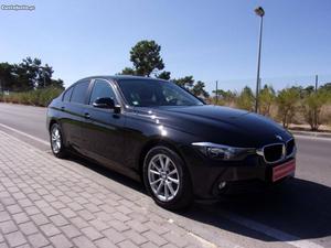 BMW 318 d auto gps Agosto/12 - à venda - Ligeiros