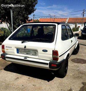 Ford Fiesta Janeiro/88 - à venda - Comerciais / Van, Évora