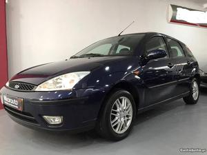 Ford Focus 1.4 1ªMÃO C/NOVO Março/03 - à venda -