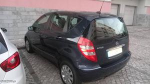 Mercedes-Benz A 150 Elegance Junho/05 - à venda - Ligeiros