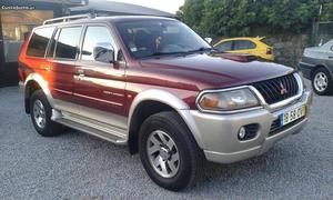 Mitsubishi Pajero 2.5TDI IMPECÁVEL Setembro/00 - à venda -