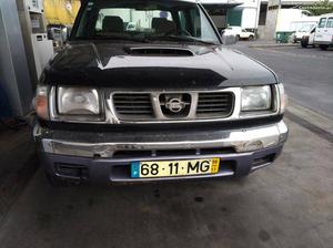 Nissan Navara cabine extra Setembro/98 - à venda - Pick-up/