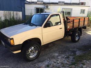 Nissan Pick Up D 21 4x4 Agosto/89 - à venda - Comerciais /