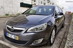 Opel Astra S Tourer1.7CDTiCosmo Dezembro/10 - à venda -