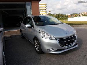 Peugeot  VTi ALLURE GPS Dezembro/14 - à venda -