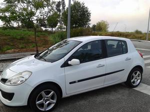 Renault Clio 1.5 DCI AC Junho/08 - à venda - Ligeiros