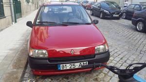 Renault Clio Março/92 - à venda - Ligeiros Passageiros,