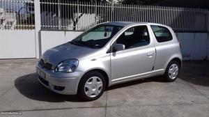 Toyota Yaris 1.0 sol Junho/05 - à venda - Ligeiros