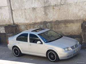 VW Bora 1.9 TDI Highline Agosto/99 - à venda - Ligeiros