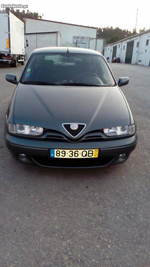 Alfa Romeo 145 especial Junho/00 - à venda - Ligeiros