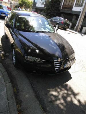 Alfa Romeo 156 Distinctiv Maio/04 - à venda - Ligeiros