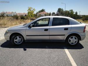 Opel Astra 1.4 G 16V Março/00 - à venda - Ligeiros