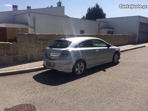 Opel Astra GTC 1.3 cdti 90 cv Janeiro/06 - à venda -