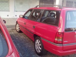 Opel Astra Spor Maio/96 - à venda - Ligeiros Passageiros,