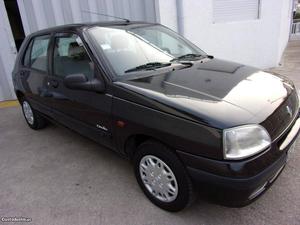 Renault Clio 1.2 d,assitida Dezembro/97 - à venda -