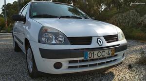 Renault Clio van Agosto/06 - à venda - Comerciais / Van,