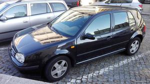 VW Golf 1.4 com alarme Abril/99 - à venda - Ligeiros