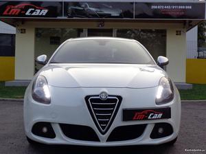 Alfa Romeo Giulietta 1.6 JTD Distinctive Fevereiro/11 - à