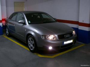 Audi A4 1.9 TDI 130cv Julho/03 - à venda - Ligeiros