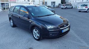 Ford Focus 1.6 tdci 110cv Setembro/07 - à venda - Ligeiros