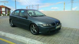 Seat Leon 1.9 TDI sport Fr Julho/00 - à venda - Ligeiros