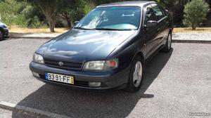 Toyota Carina sedan Maio/95 - à venda - Ligeiros