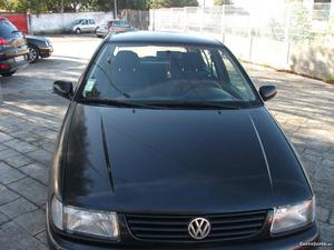 VW Polo  Abril/95 - à venda - Ligeiros Passageiros,