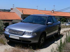 Audi A4 1.6 impecavel Outubro/95 - à venda - Ligeiros