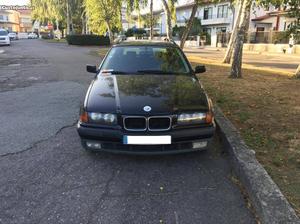 BMW 318 TDS Touring Fevereiro/96 - à venda - Ligeiros