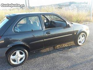 Ford Fiesta Techno Junho/96 - à venda - Ligeiros