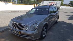 Mercedes-Benz E 270 AVANGARD Maio/04 - à venda - Ligeiros