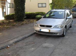 Opel Astra 1.4 Caravan Março/04 - à venda - Ligeiros
