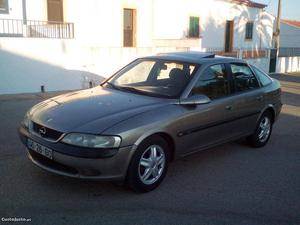 Opel Vectra 1.7 diesel isuzu Abril/97 - à venda - Ligeiros