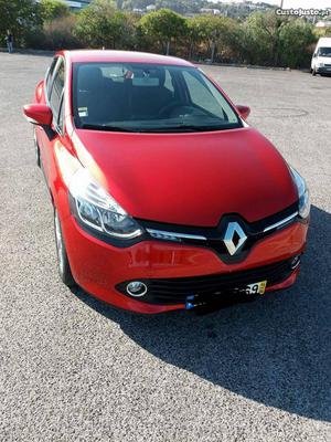 Renault Clio Dynamique 0.9 tce Abril/14 - à venda -