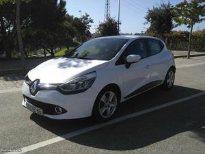 Renault Clio Dynamique 1,5 DCI 90 CV Agosto/13 - à venda -